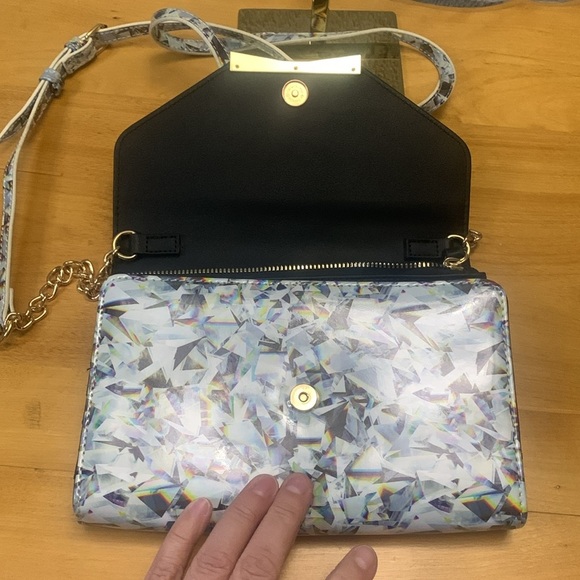 Betsey Johnson Sam Crossbody Bag Tri-Fold Wallet on Chain Strap Multi Color EUC - Picture 9 of 15